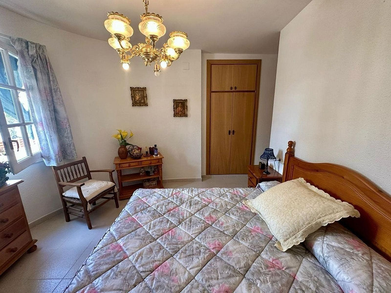 Светлая и уютная вилла в Эльс-Массос-де-Кома-Руга. Фото:  57