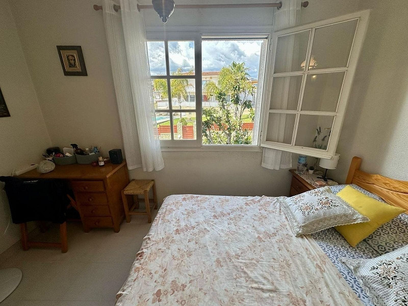 Светлая и уютная вилла в Эльс-Массос-де-Кома-Руга. Фото:  58