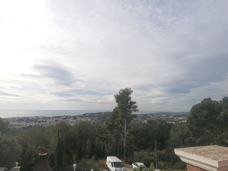 Просторный дом с видом на море в Мас-Астор, Эль-Вендрель. Фото:  12