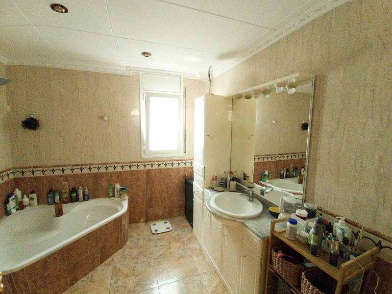 Просторный дом с видом на море в Мас-Астор, Эль-Вендрель. Фото:  35