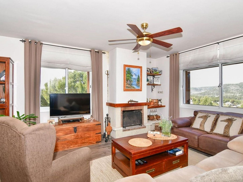 Дом с частным бассейном и видом в Эльс-Масос, Кома-Руга. Фото:  6