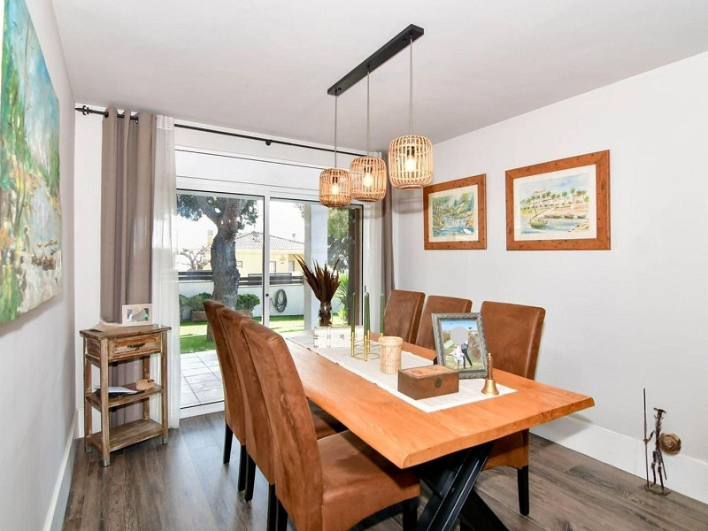 Дом с частным бассейном и видом в Эльс-Масос, Кома-Руга. Фото:  9