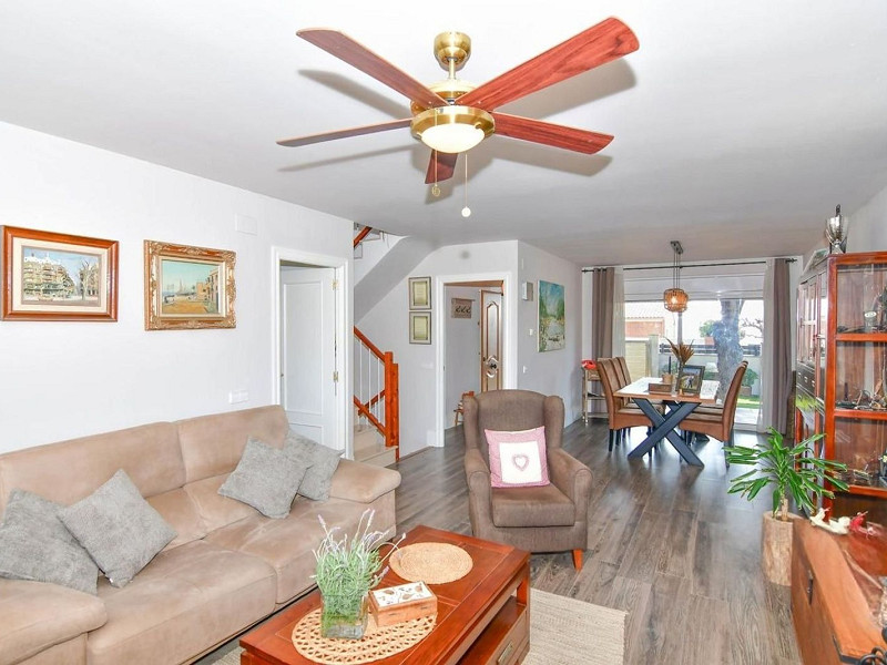 Дом с частным бассейном и видом в Эльс-Масос, Кома-Руга. Фото:  11