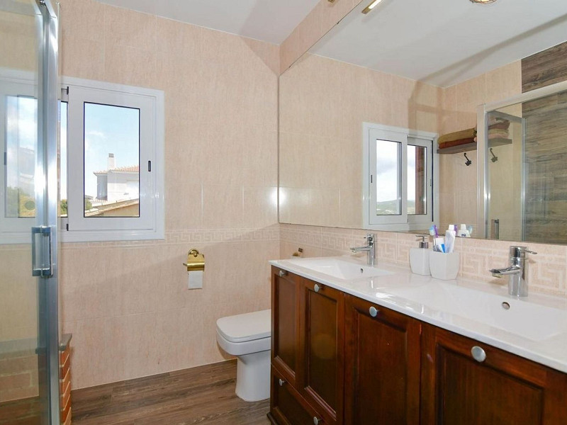 Дом с частным бассейном и видом в Эльс-Масос, Кома-Руга. Фото:  20