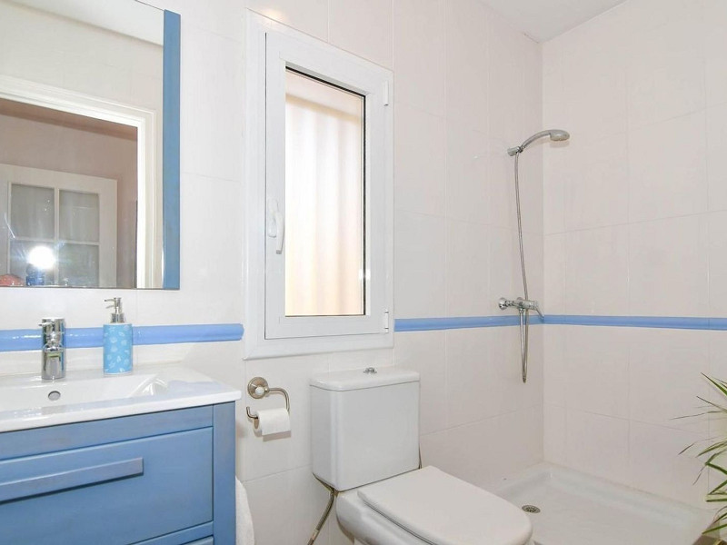 Дом с частным бассейном и видом в Эльс-Масос, Кома-Руга. Фото:  22