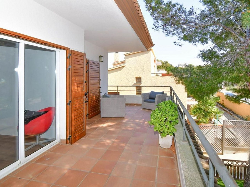 Дом с частным бассейном и видом в Эльс-Масос, Кома-Руга. Фото:  30