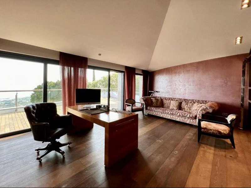 Luxury villa with sea views in Supermaresme, Sant Andreu de Llavaneres. Photo:  17