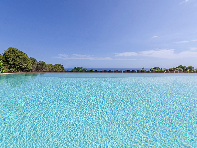 Modern Luxury Villa with Sea and Barcelona Views in Teia, Maresme. Photo:  9
