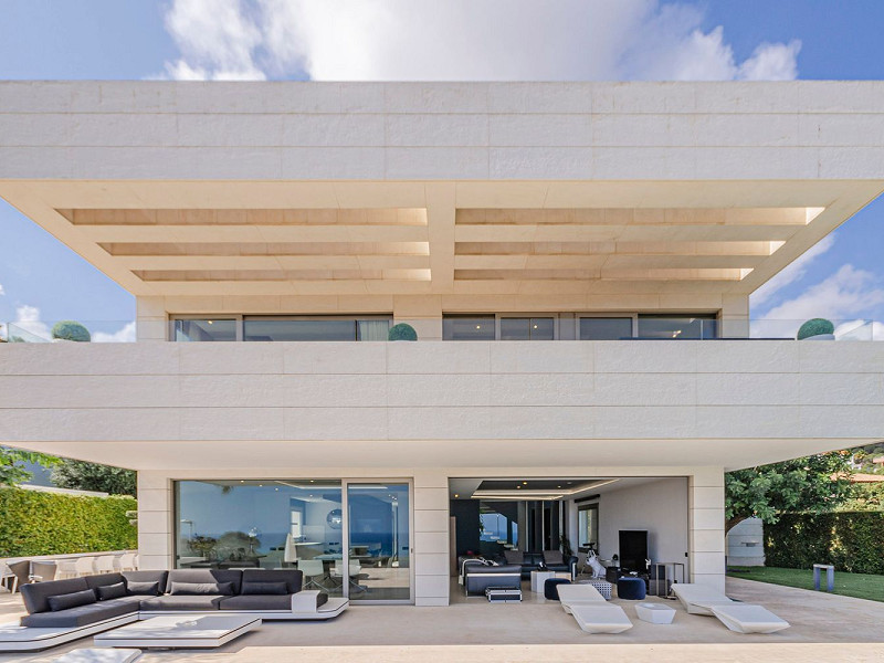 Modern Luxury Villa with Sea and Barcelona Views in Teia, Maresme. Photo:  11