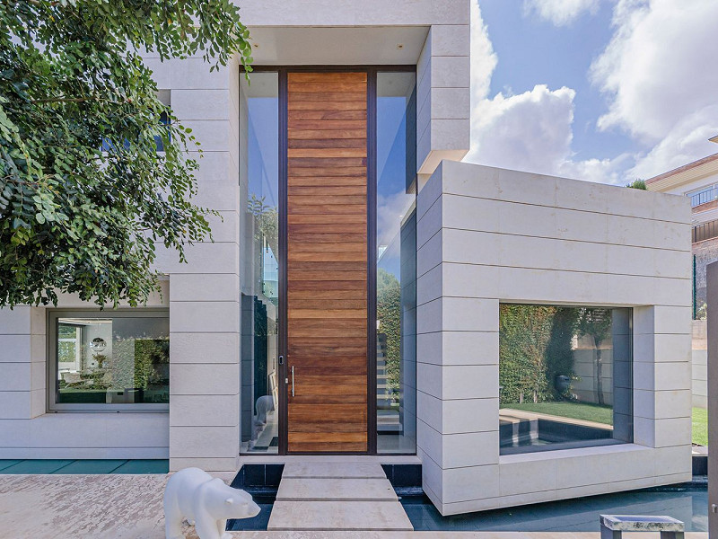 Modern Luxury Villa with Sea and Barcelona Views in Teia, Maresme. Photo:  12