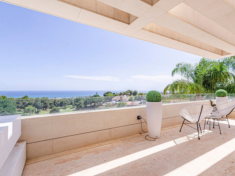 Modern Luxury Villa with Sea and Barcelona Views in Teia, Maresme. Photo:  35