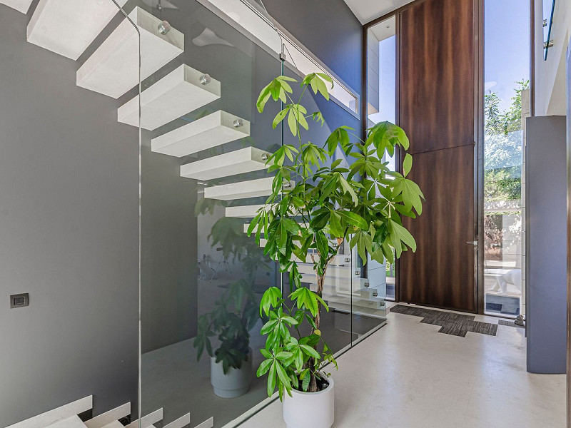 Modern Luxury Villa with Sea and Barcelona Views in Teia, Maresme. Photo:  42