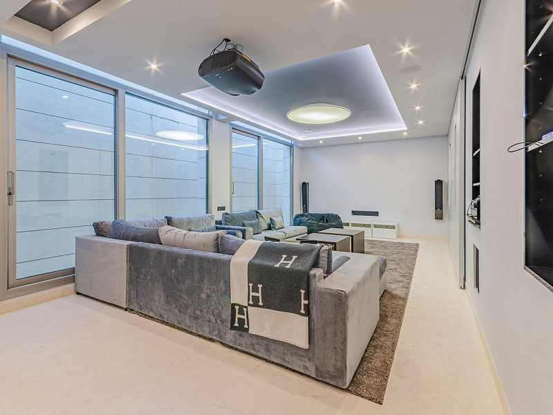 Modern Luxury Villa with Sea and Barcelona Views in Teia, Maresme. Photo:  48