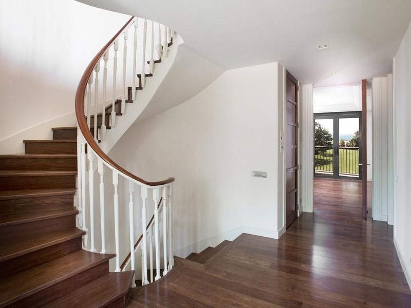 Luxury Sea View Villa in Alella, Maresme. Photo:  25