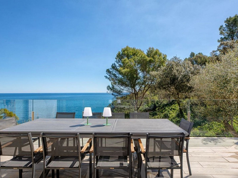 Villa exclusiva con vistas al mar en Sa Riera, Begur. Foto:  2