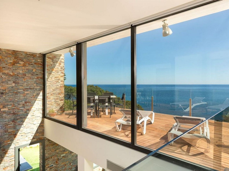Villa exclusiva con vistas al mar en Sa Riera, Begur. Foto:  9