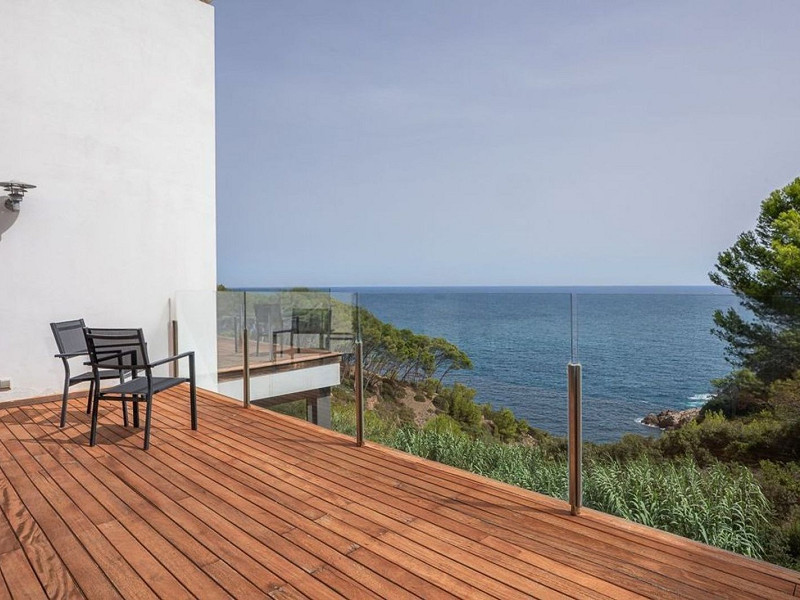 Villa exclusiva con vistas al mar en Sa Riera, Begur. Foto:  15
