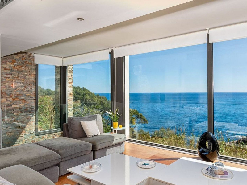 Villa exclusiva con vistas al mar en Sa Riera, Begur. Foto:  21