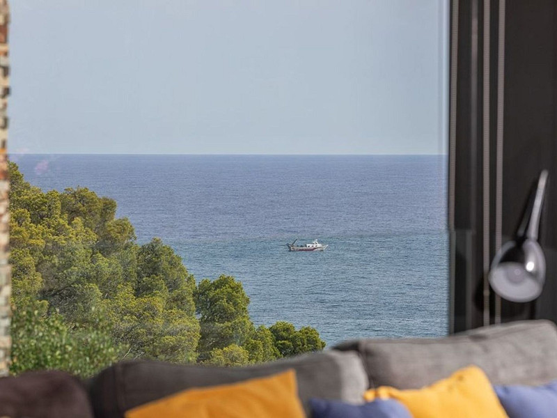 Villa exclusiva con vistas al mar en Sa Riera, Begur. Foto:  22