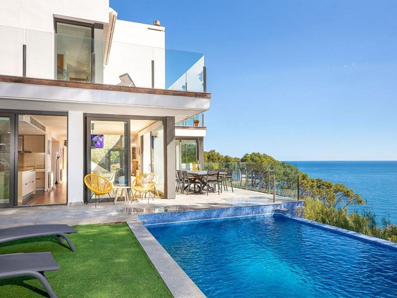 Villa exclusiva con vistas al mar en Sa Riera, Begur. Foto:  29