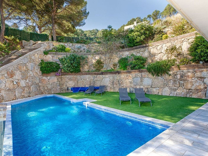 Villa exclusiva con vistas al mar en Sa Riera, Begur. Foto:  32