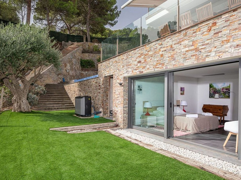 Villa exclusiva con vistas al mar en Sa Riera, Begur. Foto:  43