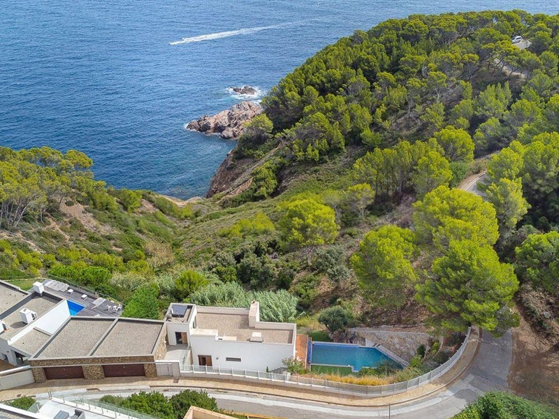 Villa exclusiva con vistas al mar en Sa Riera, Begur. Foto:  50