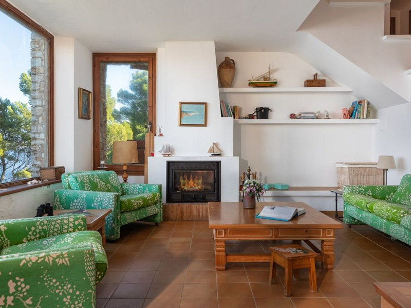 Villa exclusiva con vistas al mar en Sa Riera, Begur. Foto:  21