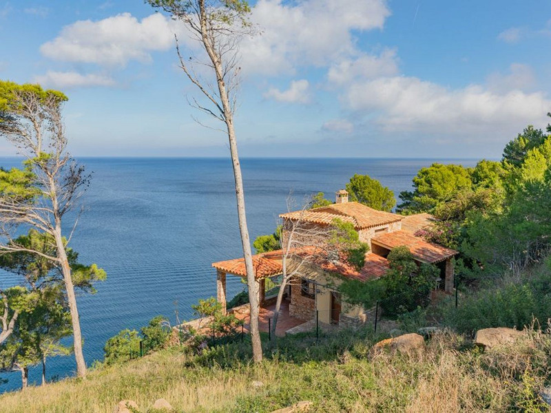 Villa exclusiva con vistas al mar en Sa Riera, Begur. Foto:  30