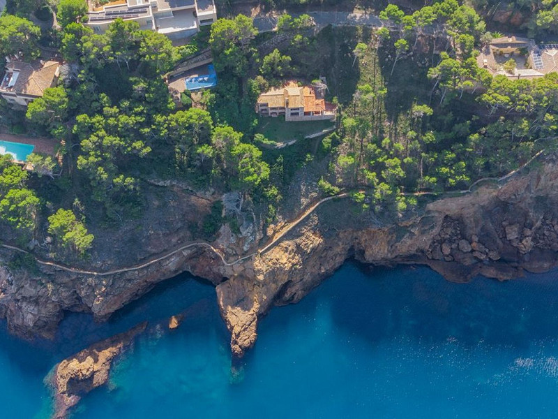 Villa exclusiva con vistas al mar en Sa Riera, Begur. Foto:  32