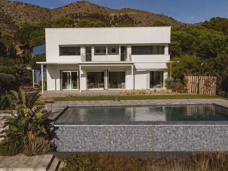 Villa exclusiva y moderna con acceso al mar en Costa Brava. Foto:  14