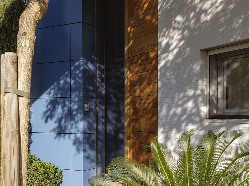 Villa exclusiva y moderna con acceso al mar en Costa Brava. Foto:  28