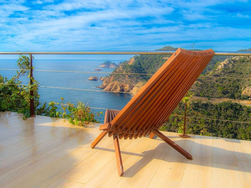 Роскошная вилла с видом на море в Giverola, Тосса-де-Мар. Фото:  39