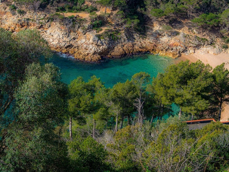 Роскошная вилла с видом на море в Giverola, Тосса-де-Мар. Фото:  40