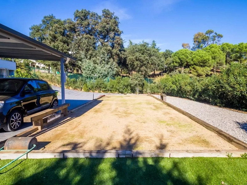 Современная вилла с бассейном в Platja d’Aro – Коста-Брава. Фото:  9