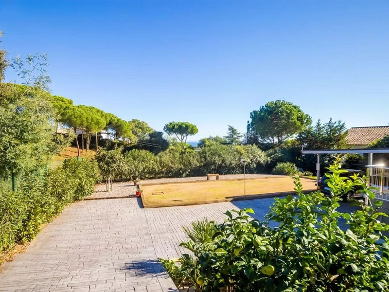 Современная вилла с бассейном в Platja d’Aro – Коста-Брава. Фото:  15