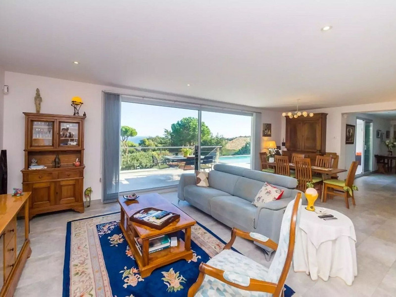 Современная вилла с бассейном в Platja d’Aro – Коста-Брава. Фото:  19