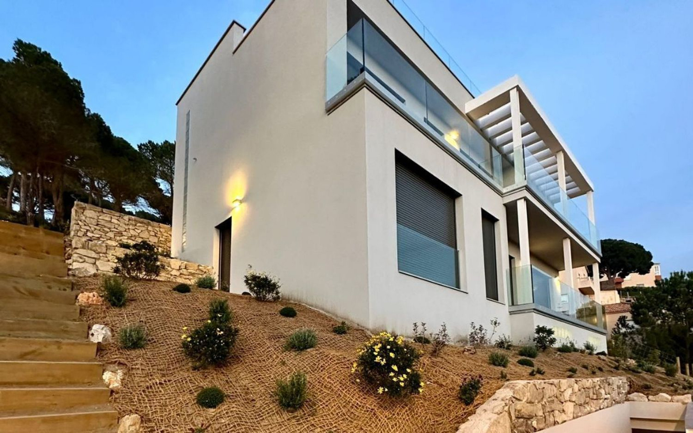 Энергоэффективная вилла с видом на море в Els Pinars, Lloret de Mar