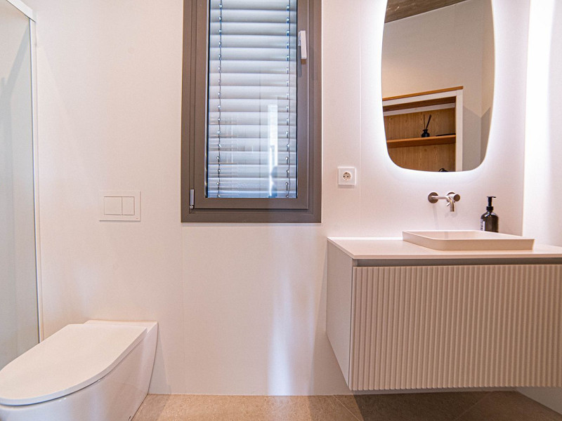 Contemporary House with Sea Views in Cabrils, Maresme. Photo:  20