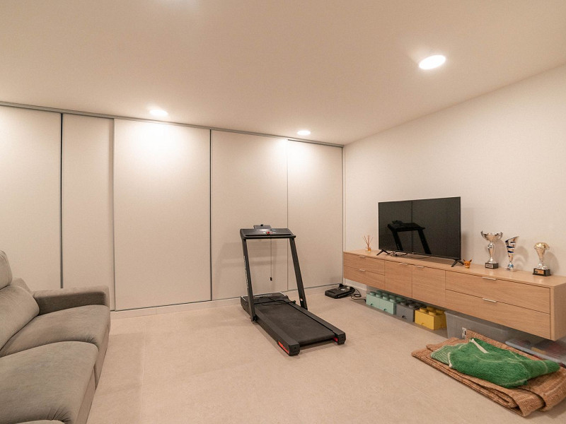 Contemporary House with Sea Views in Cabrils, Maresme. Photo:  23