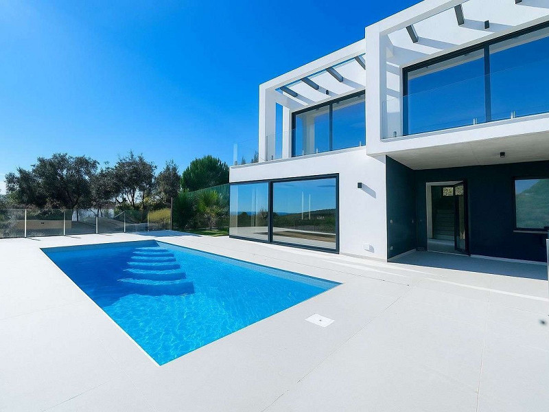Современная вилла с видом на море в Els Pinars, Lloret de Mar, Коста-Брава. Фото:  4