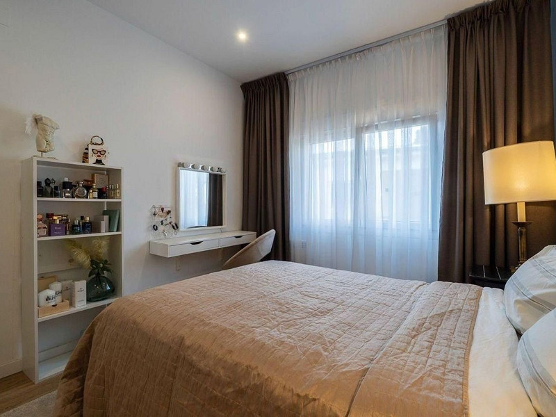 Просторная вилла с видом на море в Lloret de Mar, Коста-Брава. Фото:  21