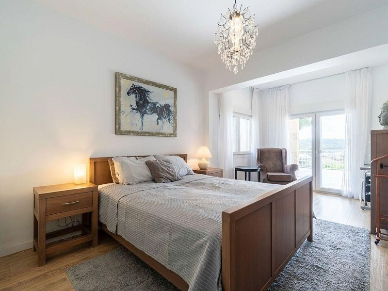 Просторная вилла с видом на море в Lloret de Mar, Коста-Брава. Фото:  25
