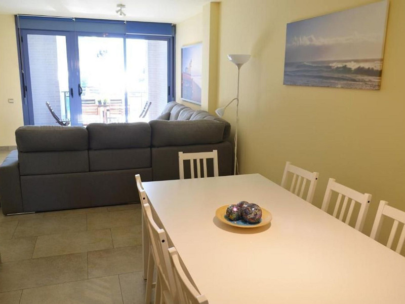 Piso elegante y exclusivo cerca del mar en Cambrils, Costa Brava. Foto:  21