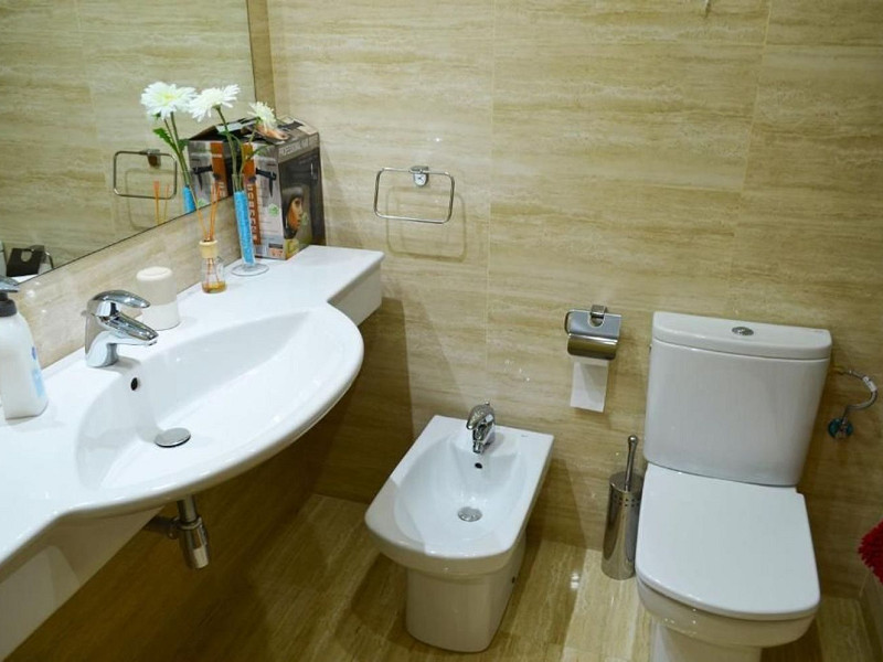 Piso elegante y exclusivo cerca del mar en Cambrils, Costa Brava. Foto:  28