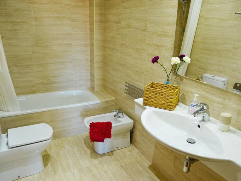 Piso elegante y exclusivo cerca del mar en Cambrils, Costa Brava. Foto:  29