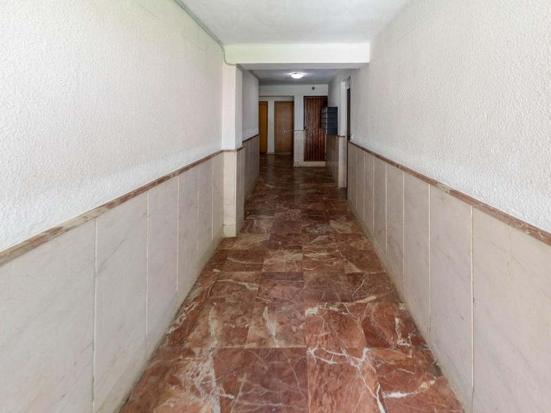 Квартира с видом на море в La Pineda, Таррагона. Фото:  43
