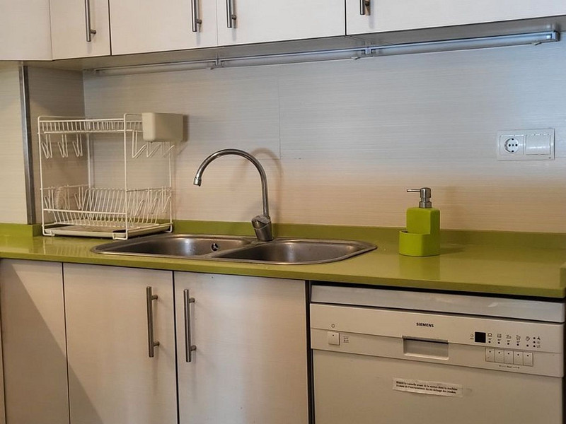 Seafront apartment with communal garden in Cambrils, Costa Dorada. Photo:  10