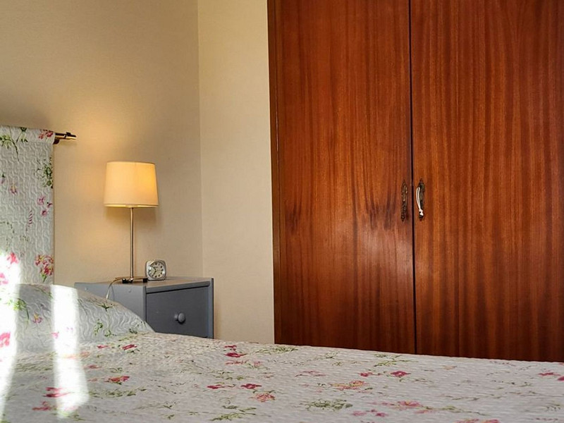 Seafront apartment with communal garden in Cambrils, Costa Dorada. Photo:  23