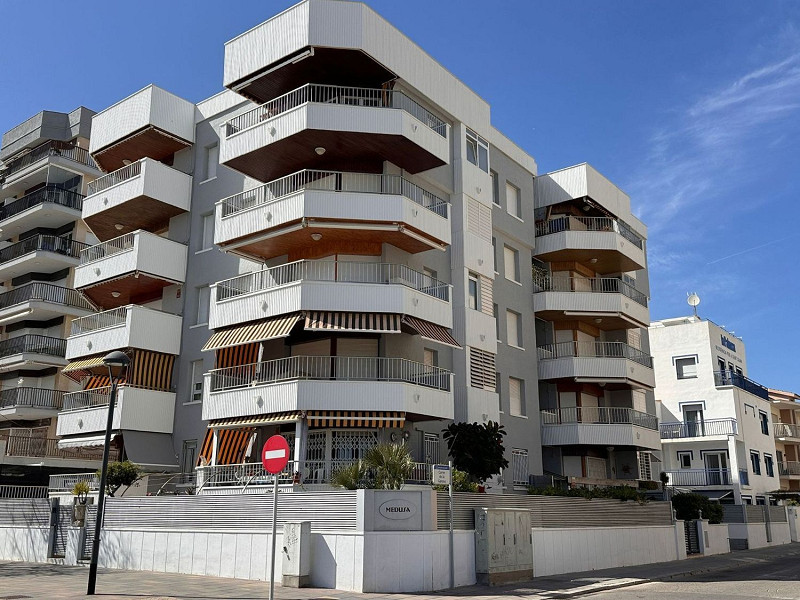 Квартира на первой линии моря с фронтальным видом в Segur de Calafell. Фото:  46